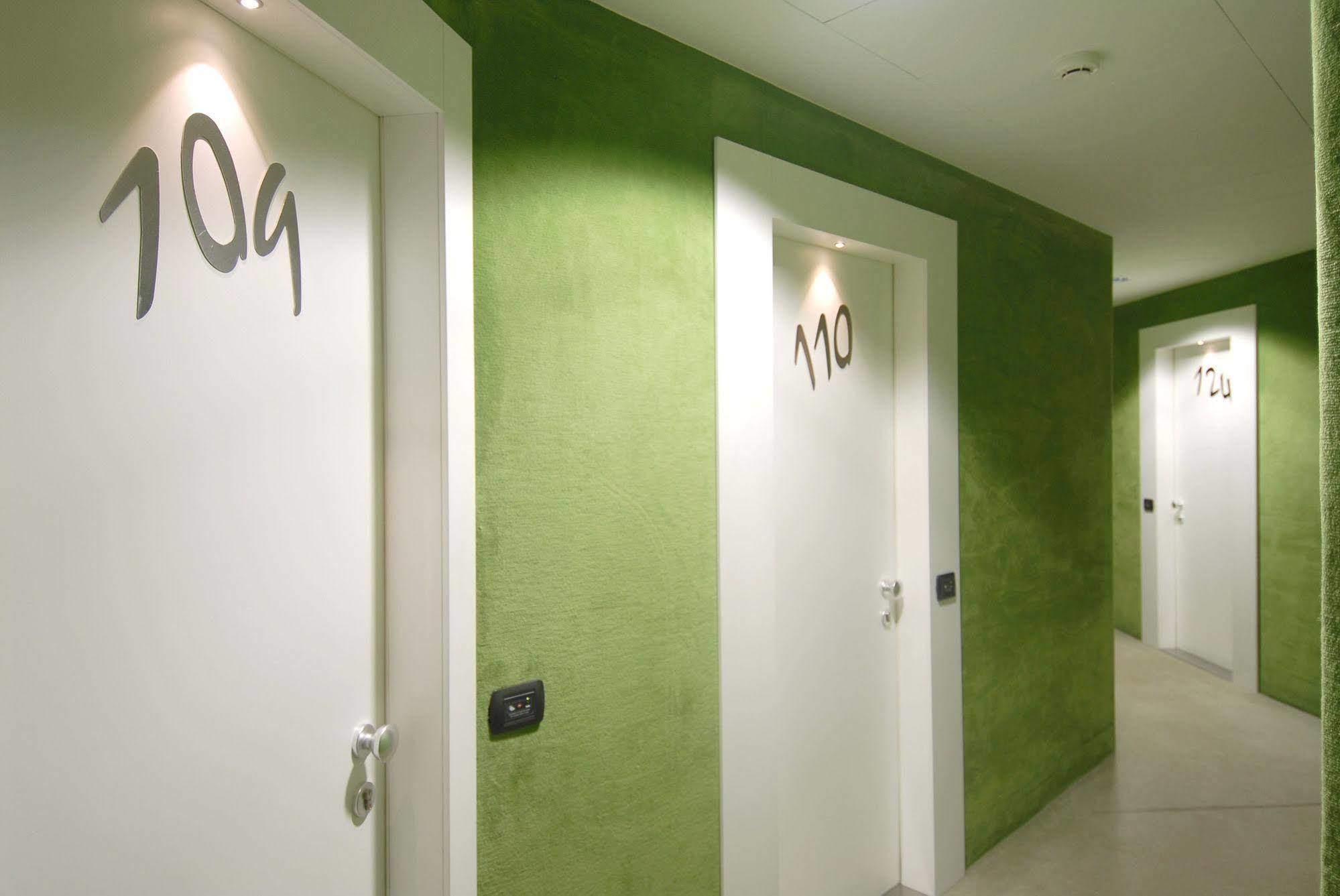Hotel Pergola レニャーゴ エクステリア 写真